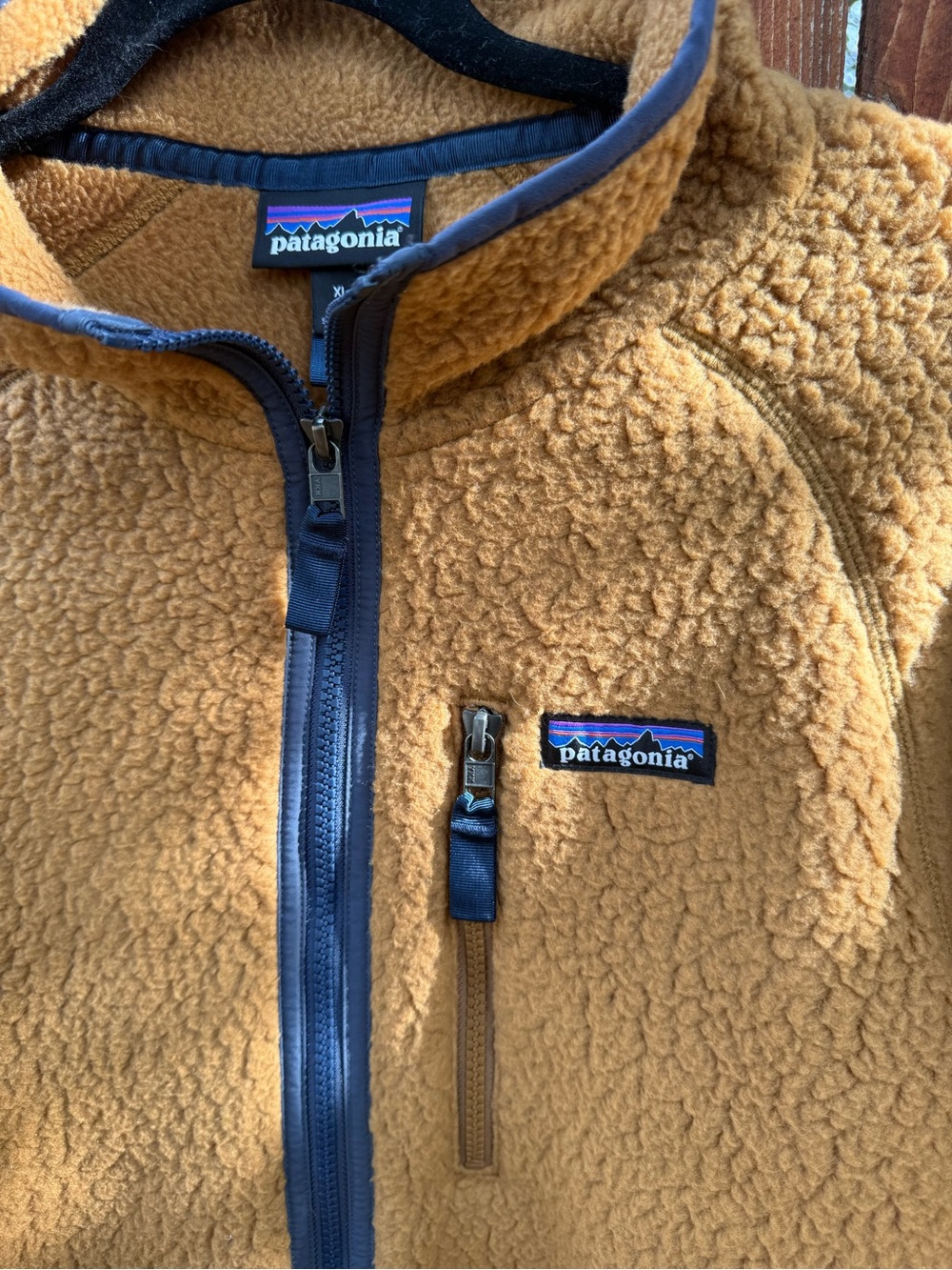 Patagonia Men's Sherpa Fleece Jacket - Mustard Gold with Blue Trim - Picture 5 of 6
